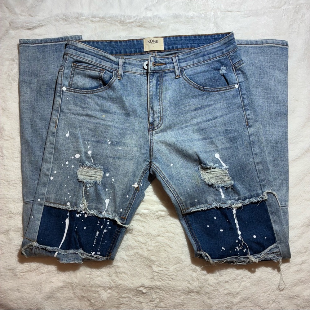 KDNK Men's Relaxed Fit Distressed Light Blue Jeans, Size 32